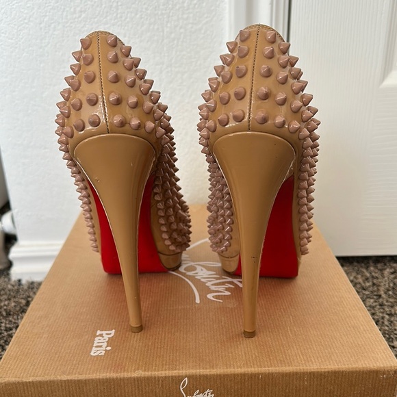 Christian Louboutin Tan Spiked Women's Heels - Picture 2 of 4